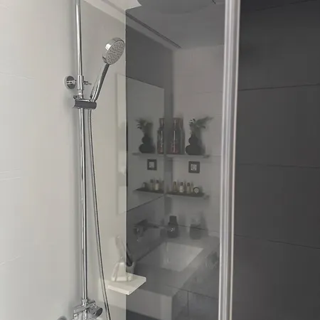 Dabripa Cozy Y Clarity Apartment *